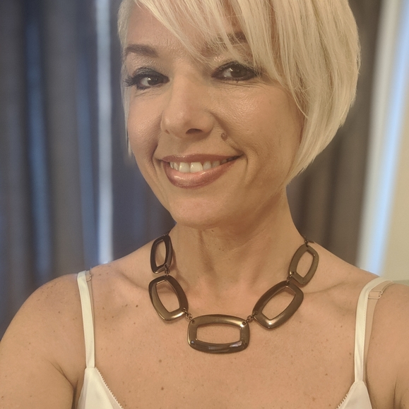 Necklace - Picture 4 of 4